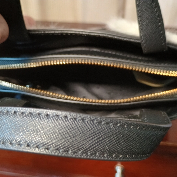 Kate Spade Dashing Beauty Penguin - Picture 3 of 4